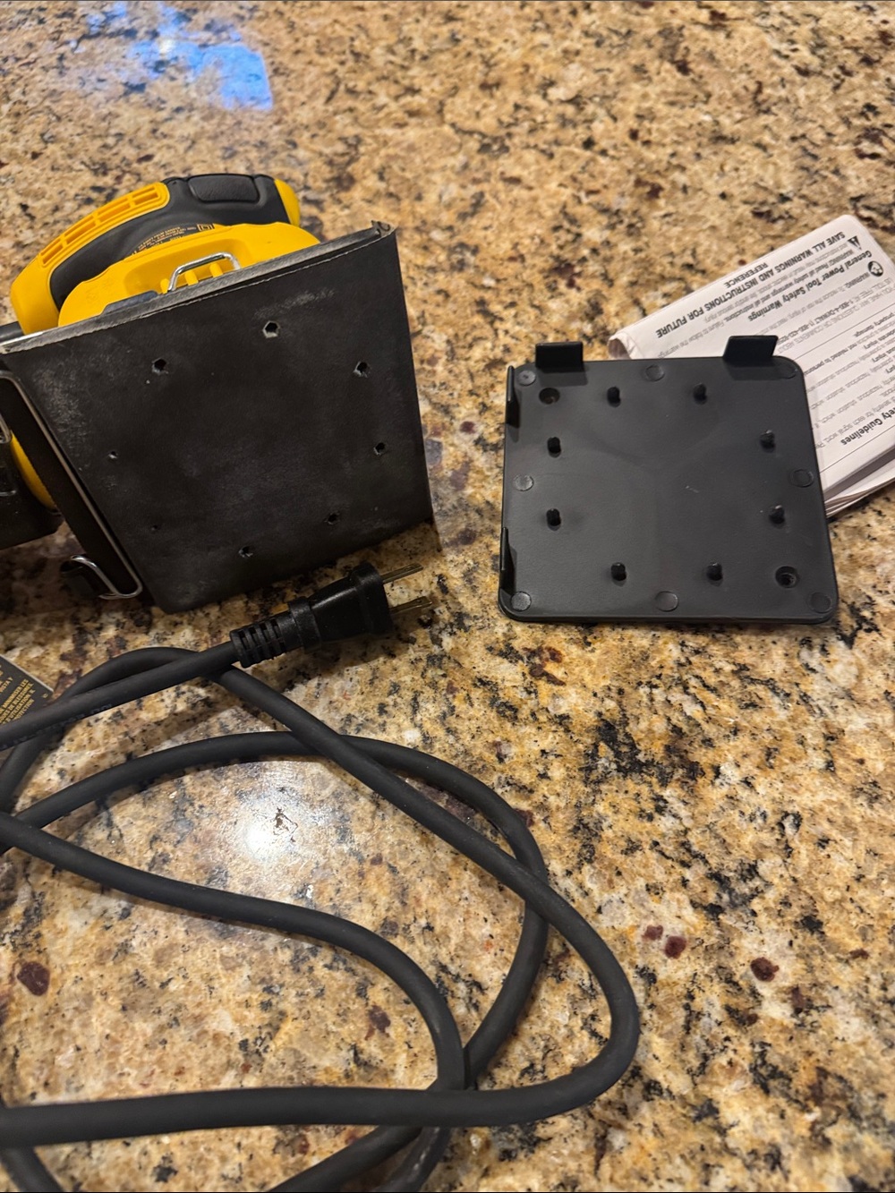 DEWALT Yellow & Black Palm Sander - Compact Finishing Sander w/ 3 packs of sandp - Picture 6 of 8